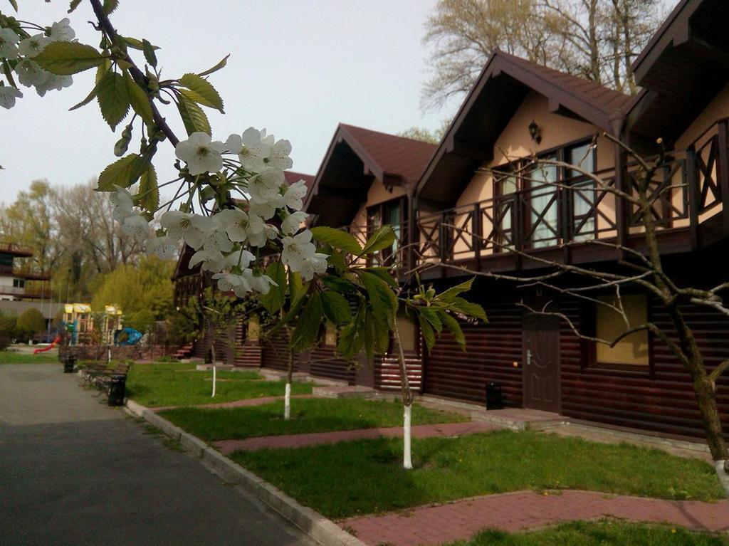 Hotel Chervona Kalina Kyjev Exteriér fotografie