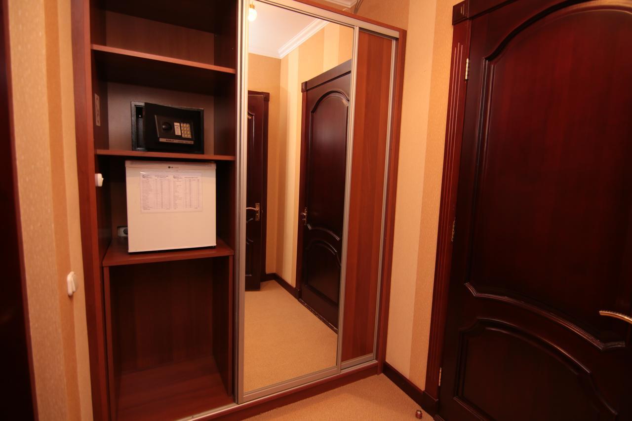 Hotel Chervona Kalina Kyjev Exteriér fotografie