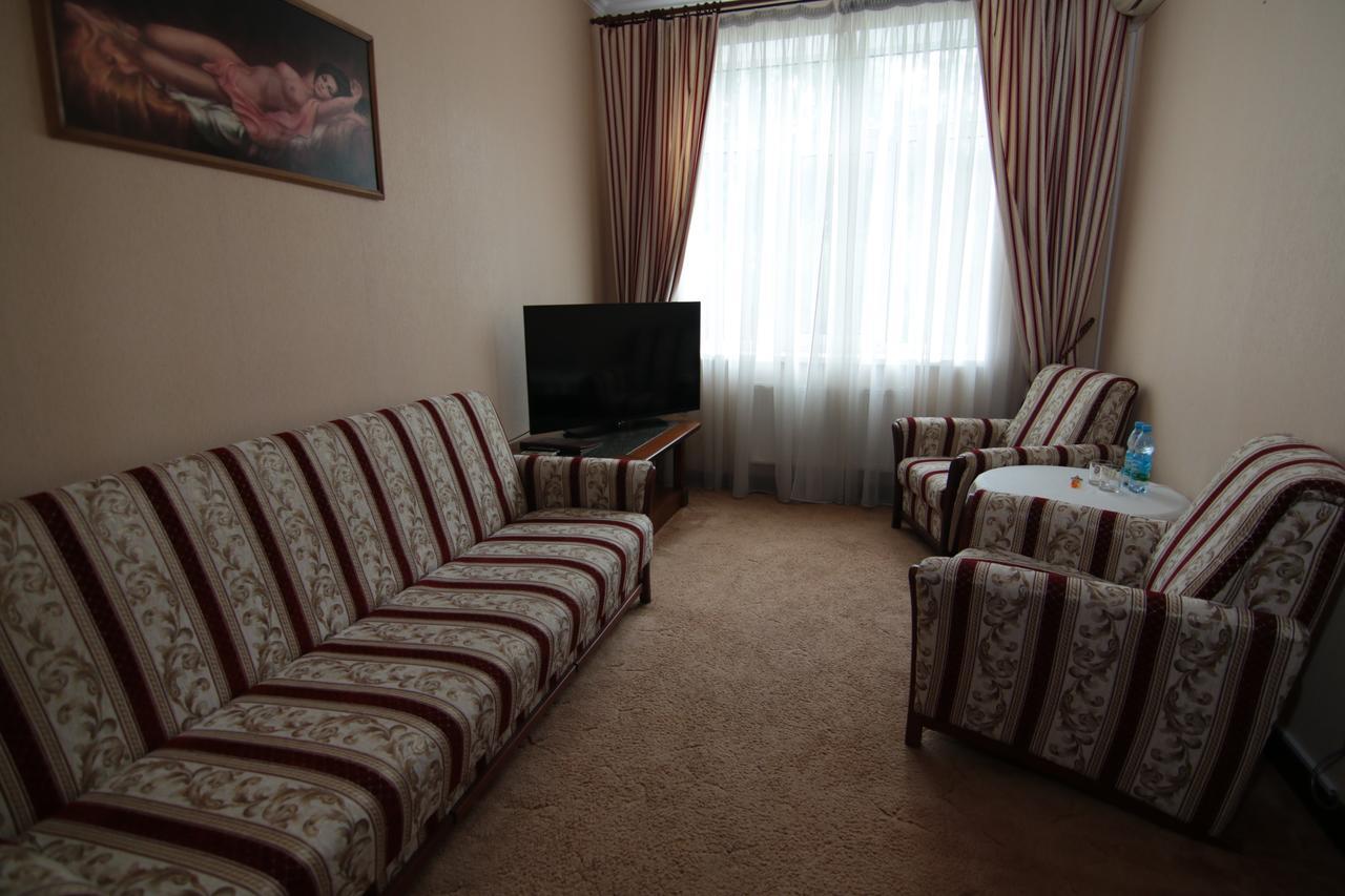 Hotel Chervona Kalina Kyjev Exteriér fotografie
