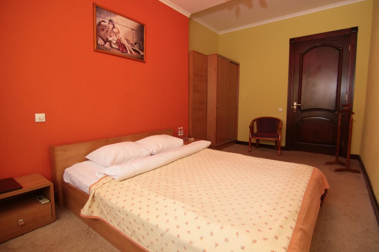 Hotel Chervona Kalina Kyjev Exteriér fotografie
